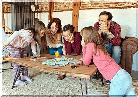 Board games can help children become better at spelling.