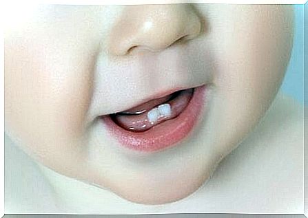 Baby's first teeth: everything you need to know