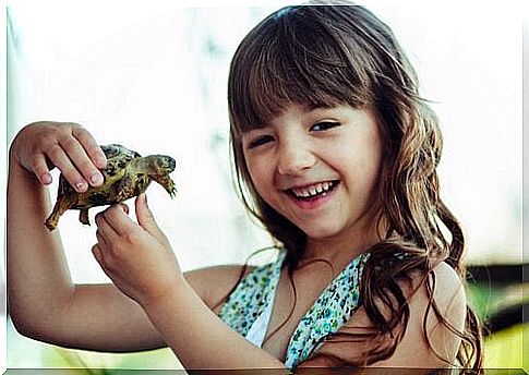 Girl with turtle